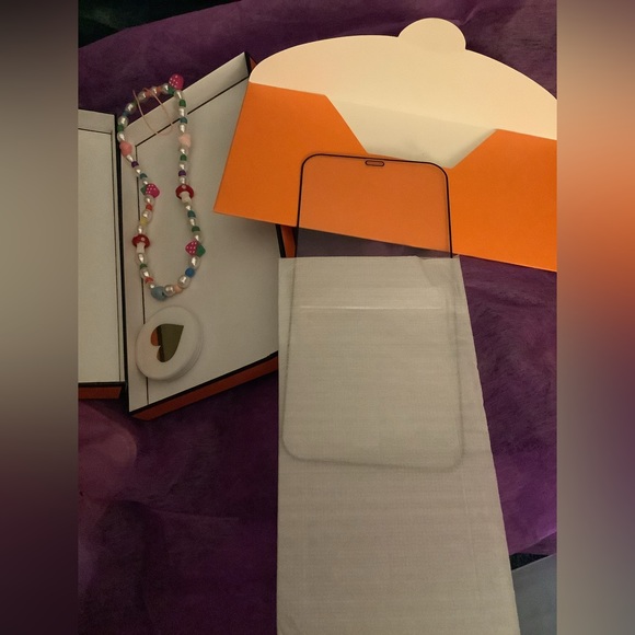 Flafens White Love Heart Case iPhone 12 ProMax Lux Hearts Cover - Picture 10 of 10